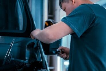 Piese Auto Second-Hand: O Soluție Inteligentă pentru Economie și Fiabilitate 🚗🔧 32 pieseautosh.ro piese auto second hand o solutie inteligenta pentru economie si fiabilitate